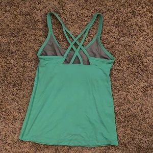 Patagonia strappy workout tank